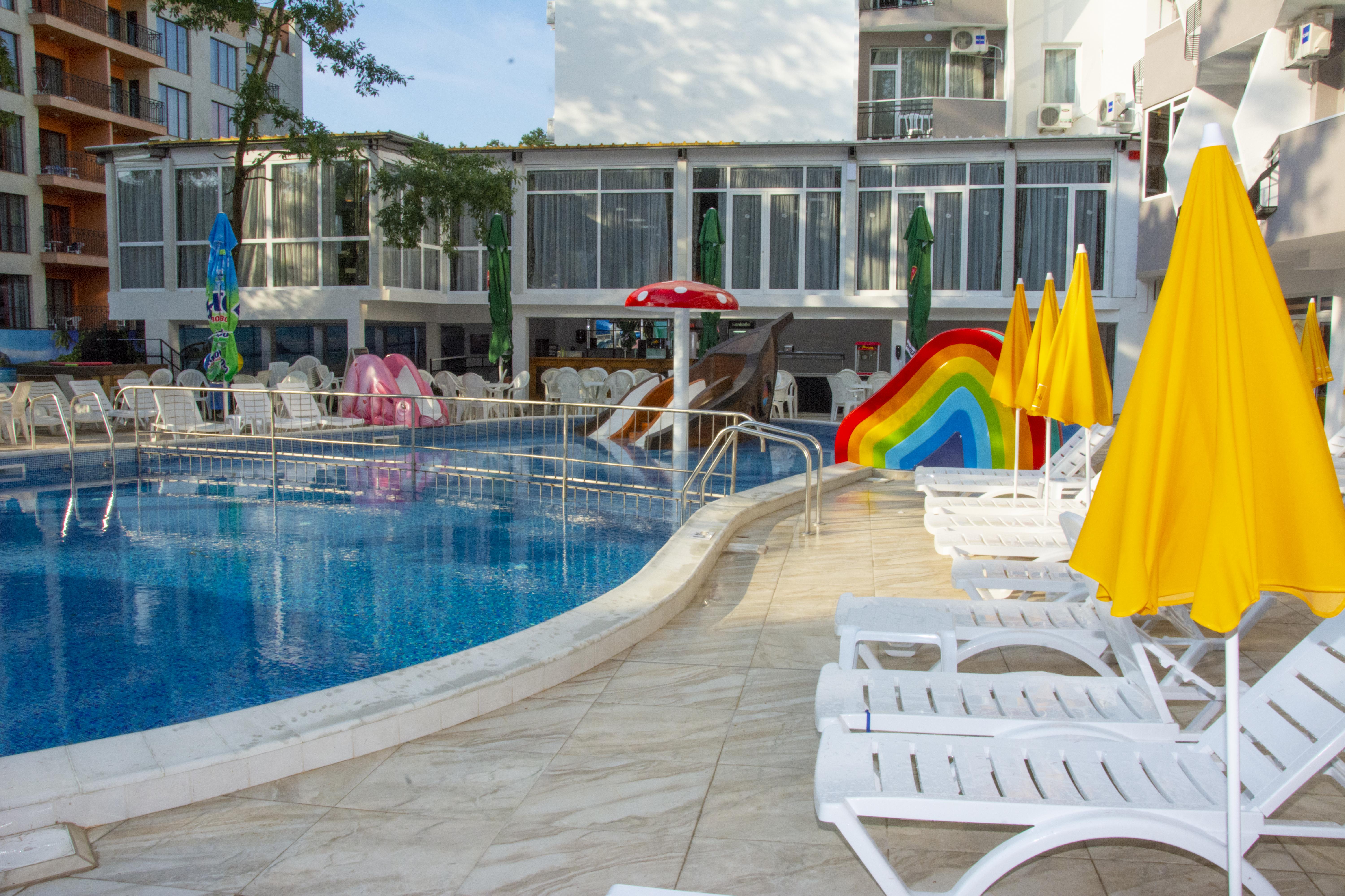 Prestige Deluxe Hotel Aquapark Club Aranyhomok Kültér fotó